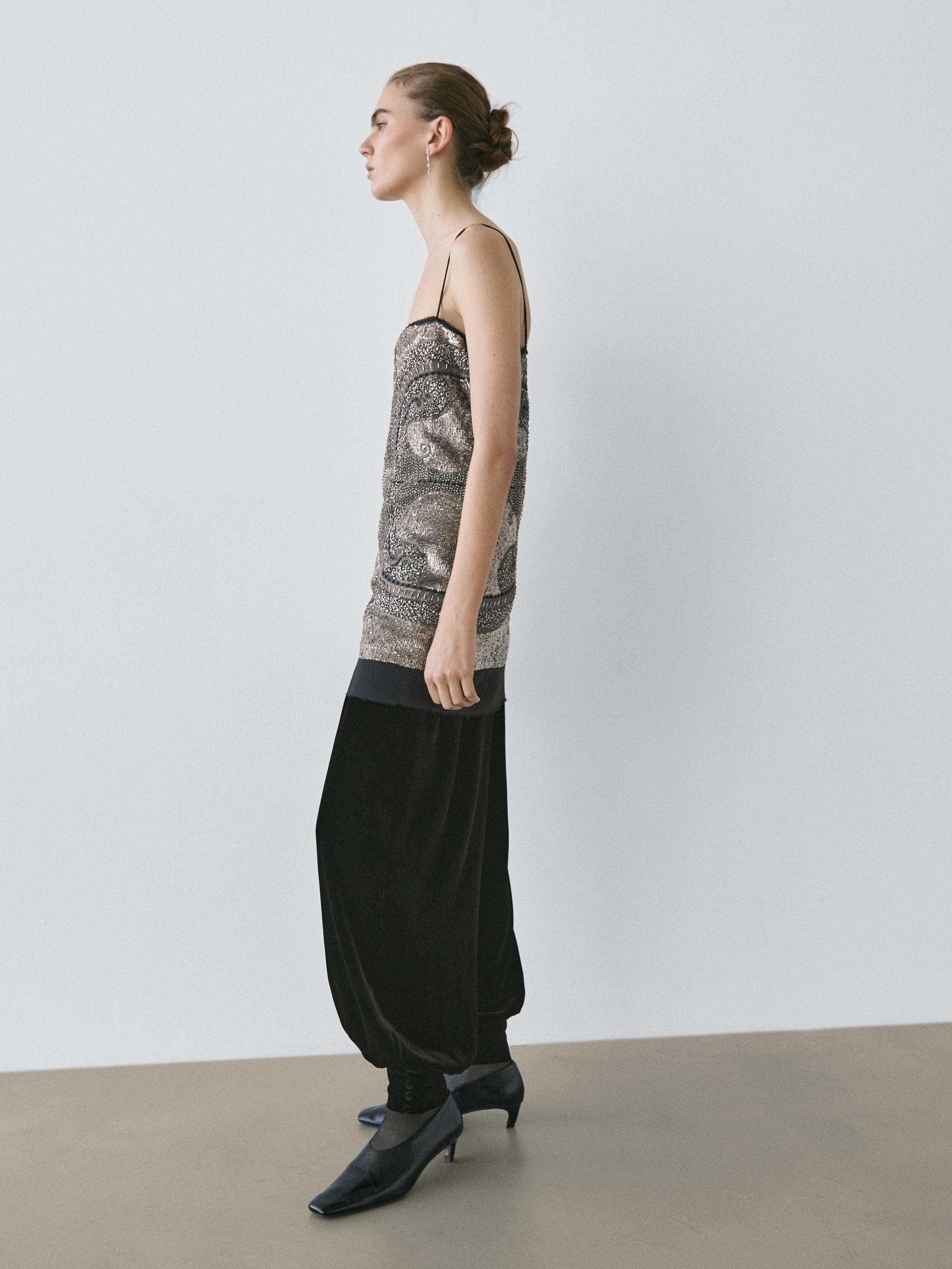 Short dress with embroidery - STUDIO